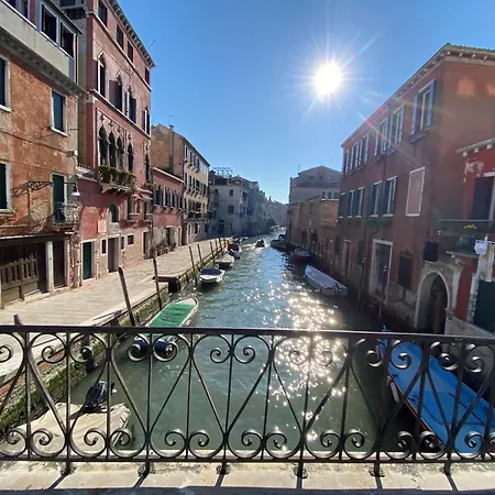 Bella Addai Apartment Venedig